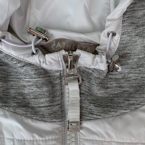 Athleta Cozier Insulated Hoodie Jacket - Picture 11 of 12